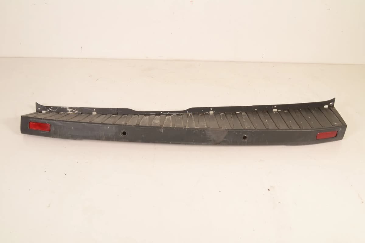 FORD TRANSIT 2.2 TDCi 2014 RHD REAR END BUMPER STEP PLATE