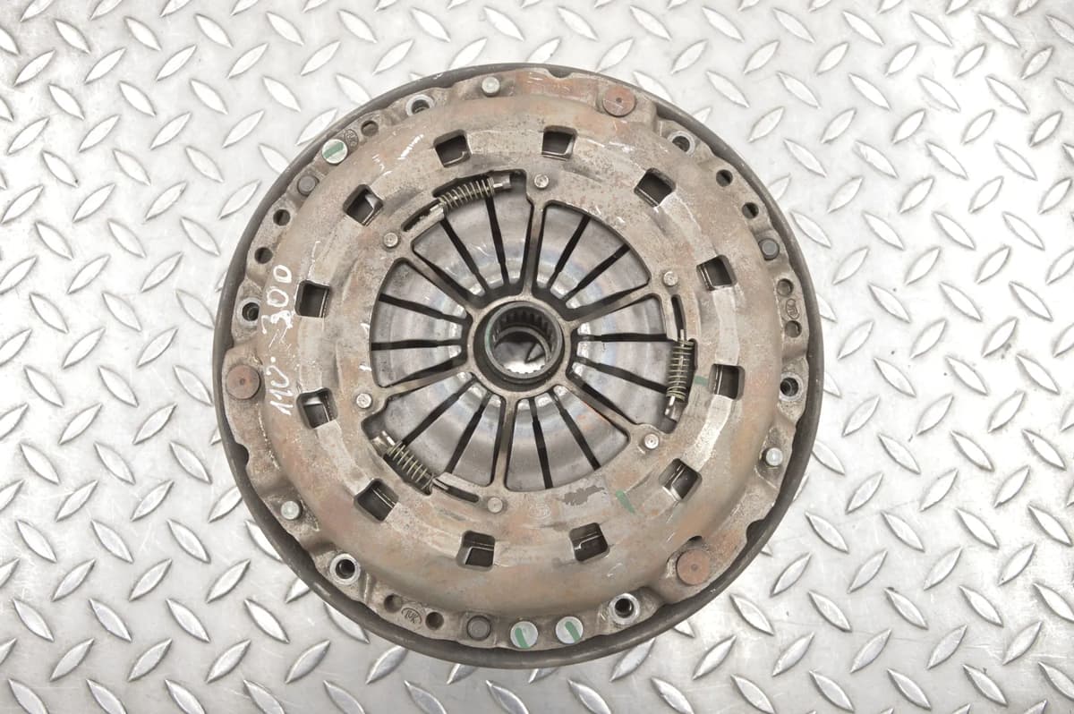 BMW 3 Coupe E92 2009 Clutch Kit 7567842