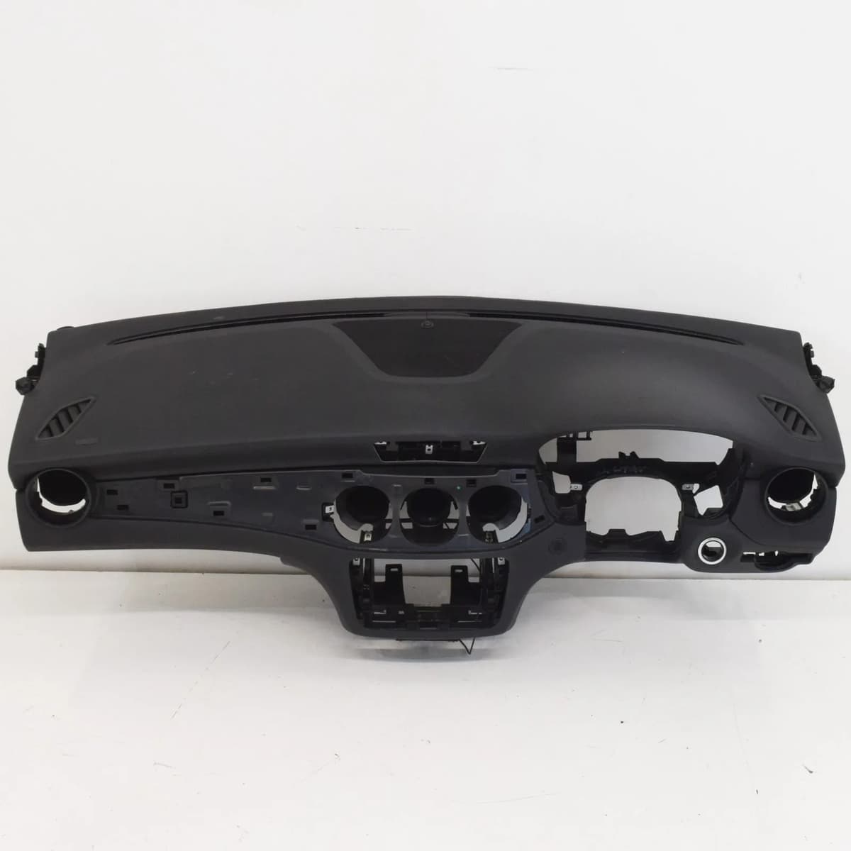 MERCEDES-BENZ CLA Coupe C117 2018 Dashboard