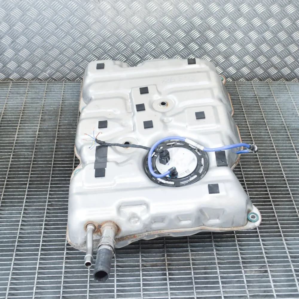 BMW 5 G30 530 e iPerformance Fuel Tank 2.0 Hybrid 185kw 2018