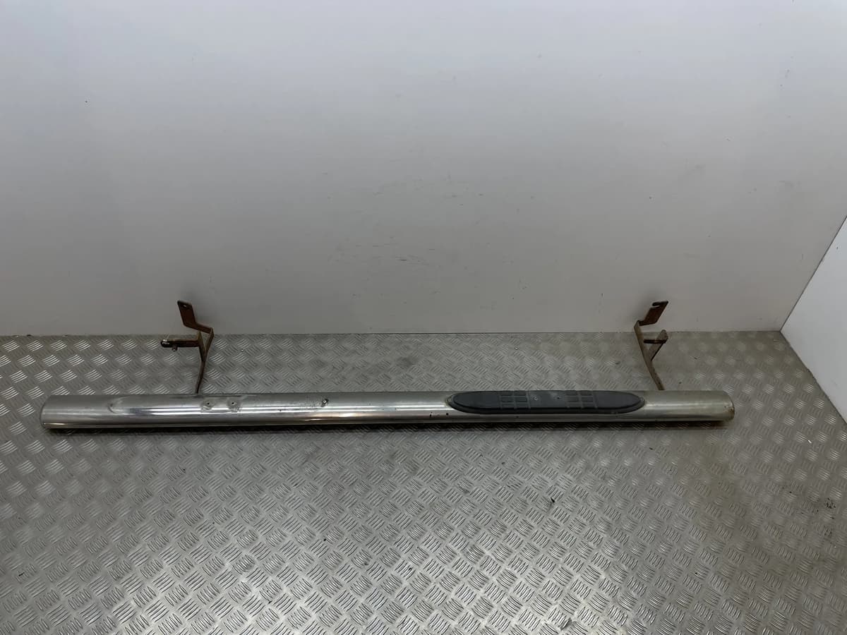 VW AMAROK 2H_, S1B 2012 Right Side Metallic Sideskirt Cover