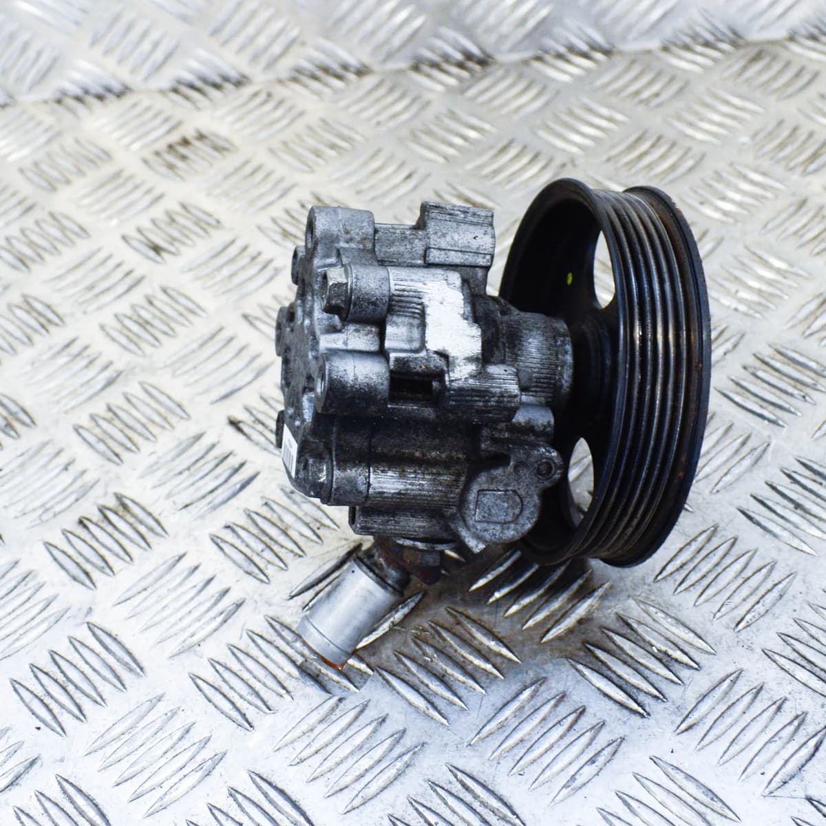 Opel Vauxhall Insignia A Mk1 2.0CDTI 120Kw Power Steering Pump 55563329 2013