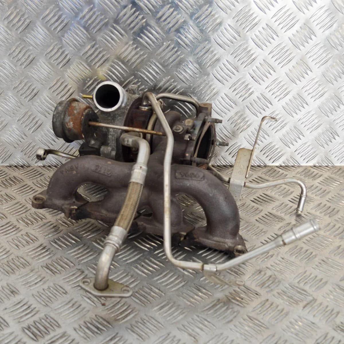 VOLKSWAGEN PASSAT Variant B6 Turbocharger 03C145701S 1.4 TSI 110kw 2010