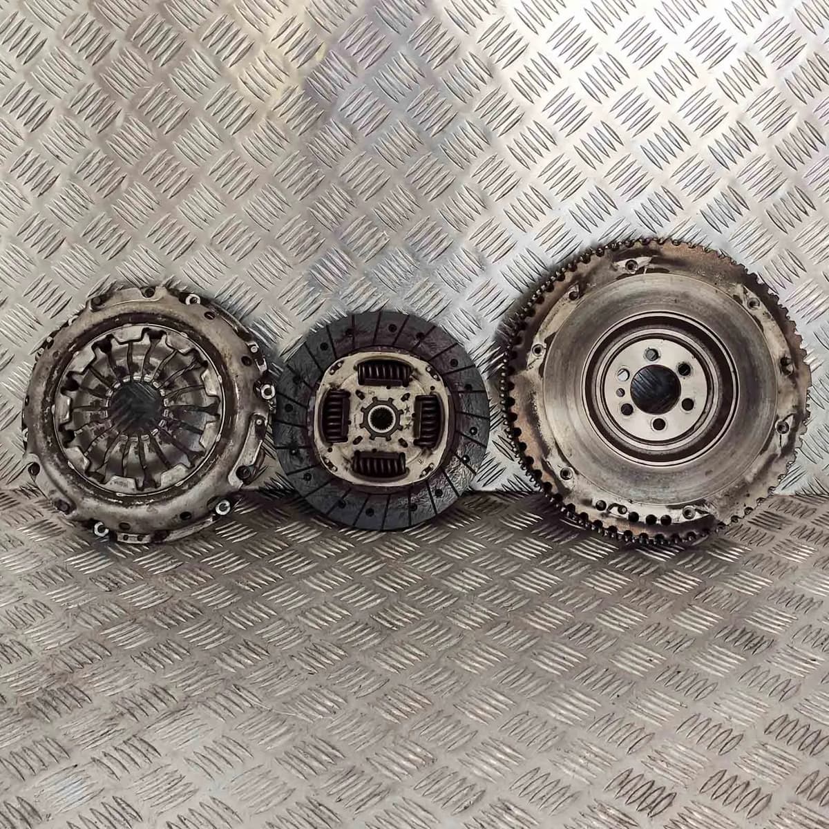 DACIA SANDERO MK2 Clutch Kit 123117423R 1.5 Diesel 66kw 2014 10039051