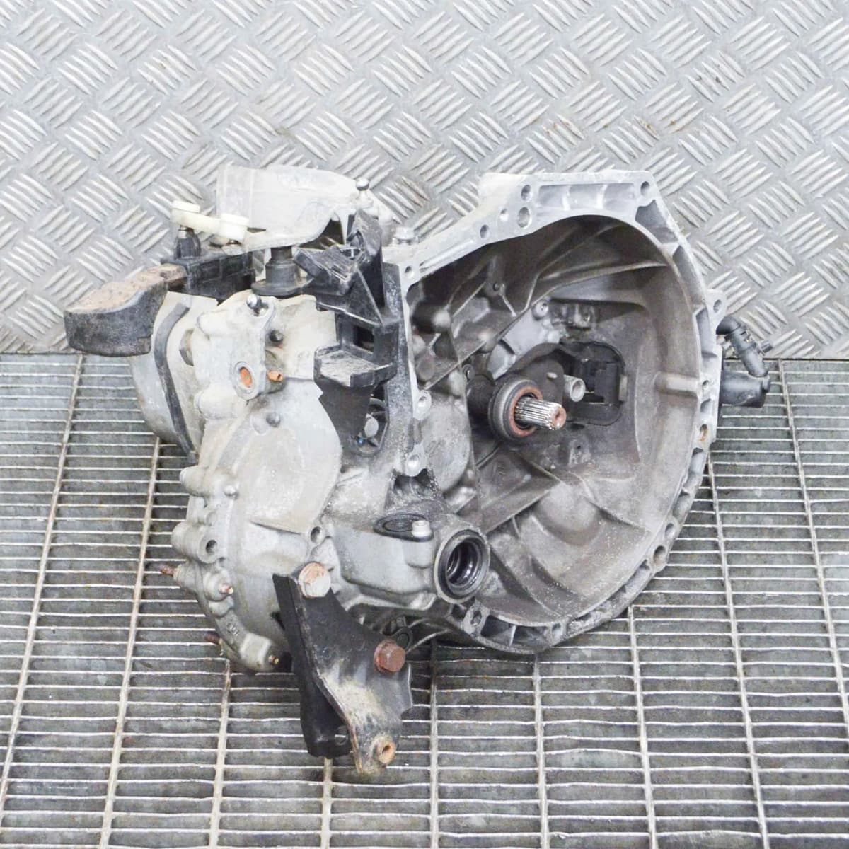 PEUGEOT 208 Gearbox Manual 5 Gear 9684812280 1.2 Petrol 60kw 2014 10609176