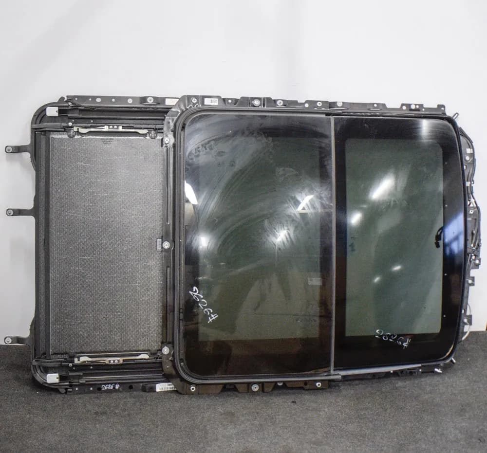 BMW X3 F25 2017 Sunroof 30020938L