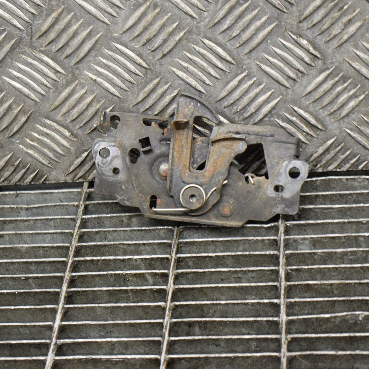 FORD TRANSIT MK4 Bonnet Hood Lock BK31-16E624-AC 2.2 Diesel 92kw 2014