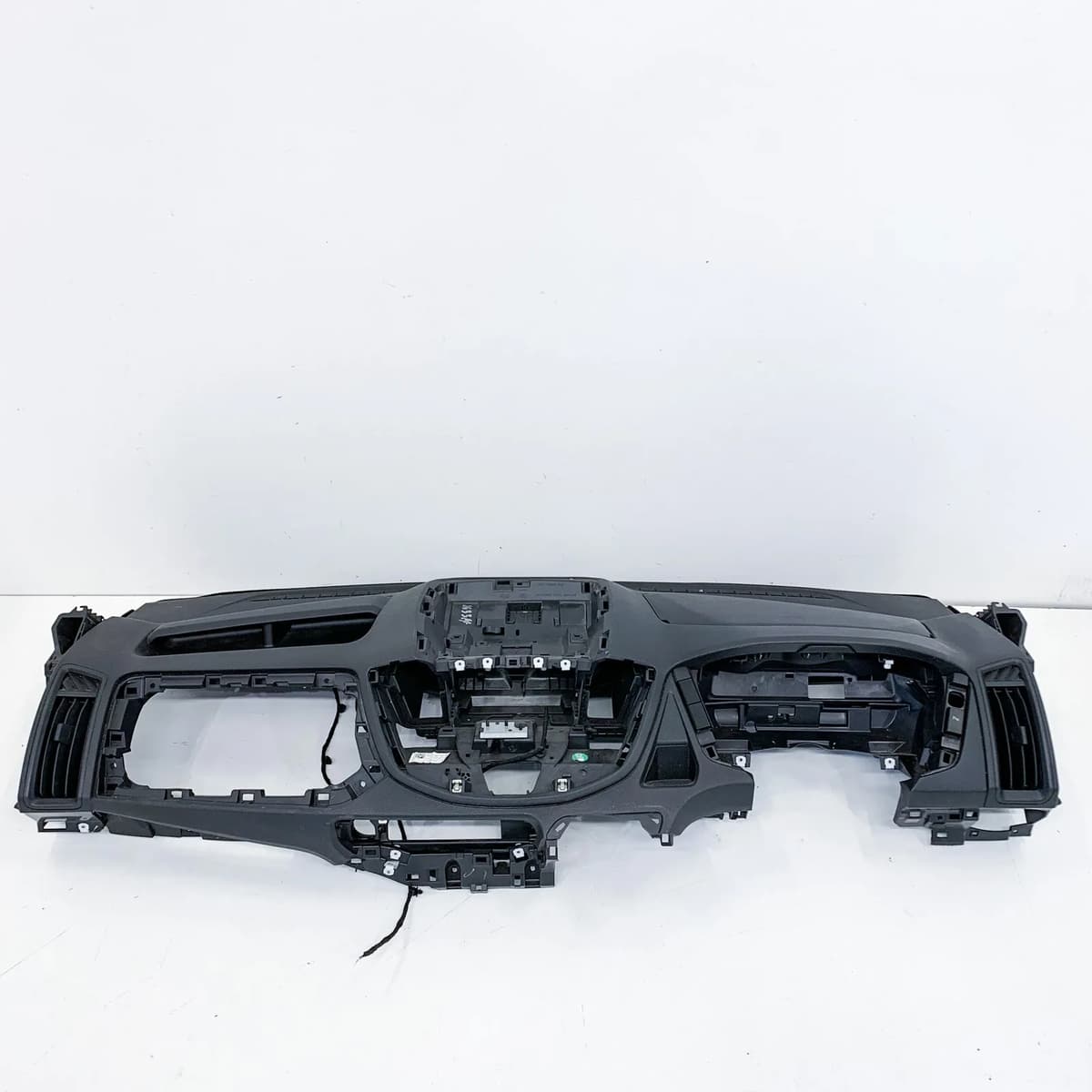 FORD TRANSIT MK4 2.2 TDCi 92kw Dashboard BK31-V04305-BLW RHD 2014