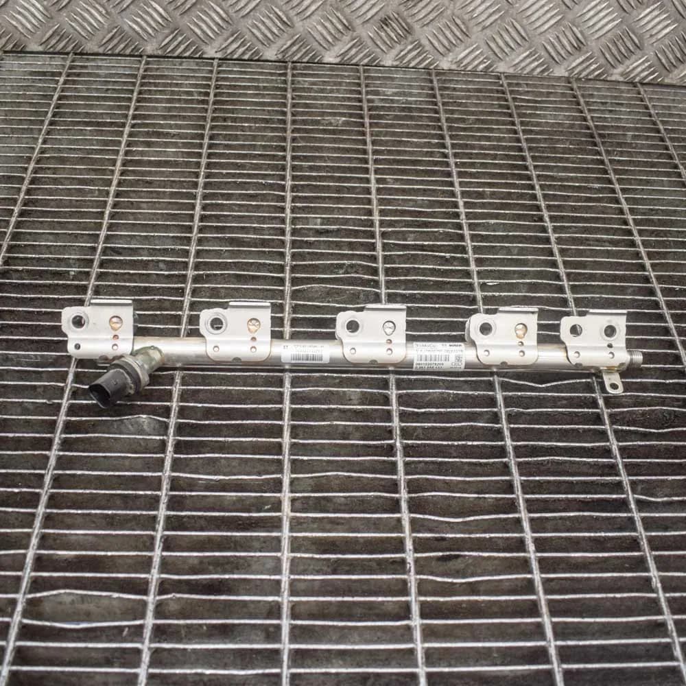 FORD MUSTANG MK6 Coupe 2.3 EcoBoost Fuel Rail W/ Sensor CJ5E-9D280-BF 231kw 2015