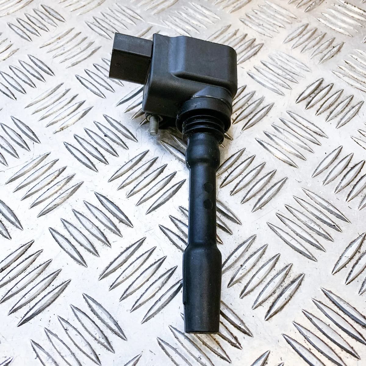 PORSCHE MACAN 95B S High Voltage Ignition Coil 94660210402 3.0 Petrol 250kw 2017