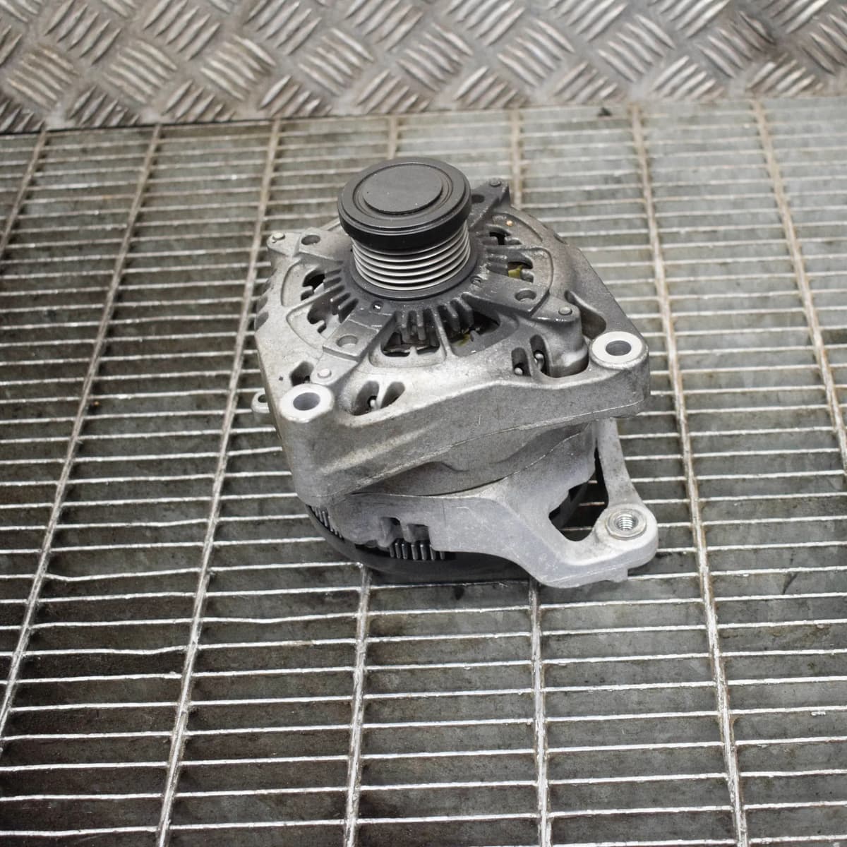 BMW 3 F30 Alternator Generator 2.0 Petrol 135kw 2014