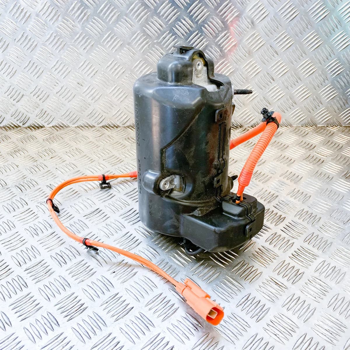 TESLA MODEL 3 AC Air Condition Electric Pump Compressor 1102155-00-C 2018