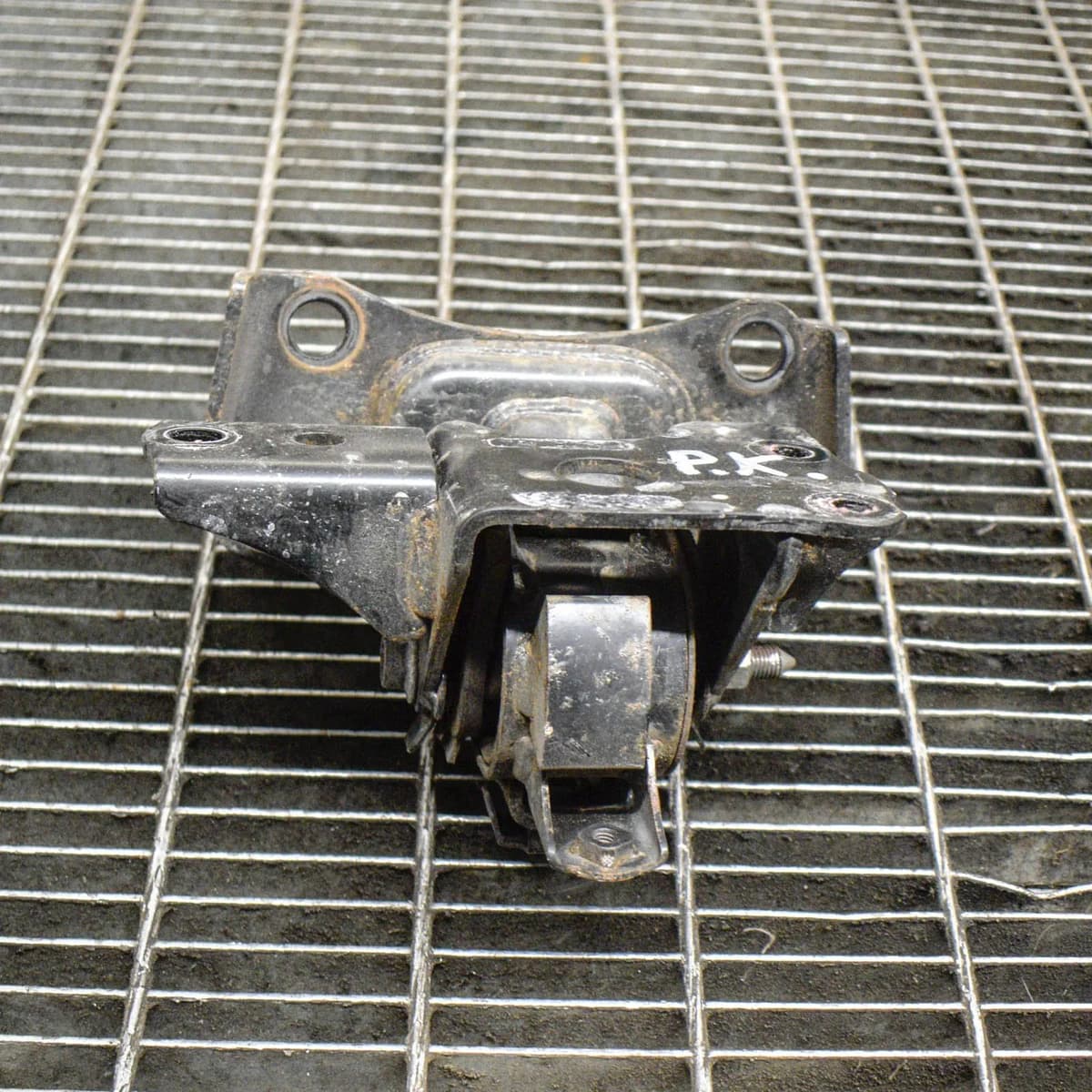 TOYOTA PRIUS XW30 1.8 Hybrid ZVW3 Left Side Engine Mount 73kw 2012