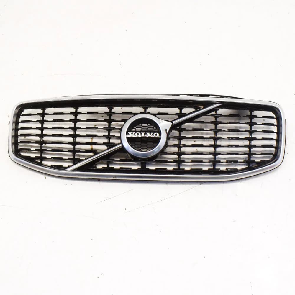 VOLVO XC60 II 246 2019 Front Upper Grill 31333045