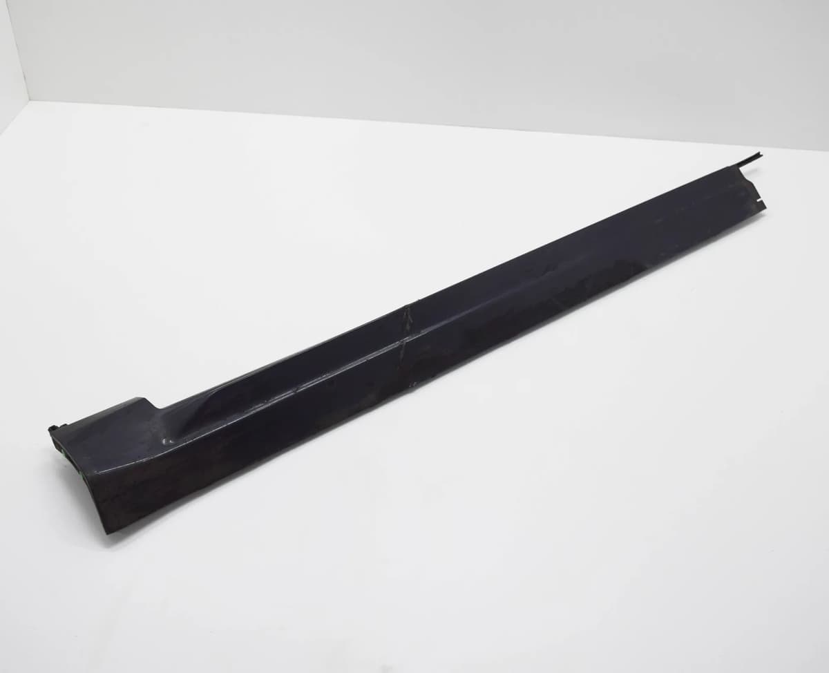 VOLVO XC90 II 2016 Left Side Plastic Sideskirt Cover 31395883