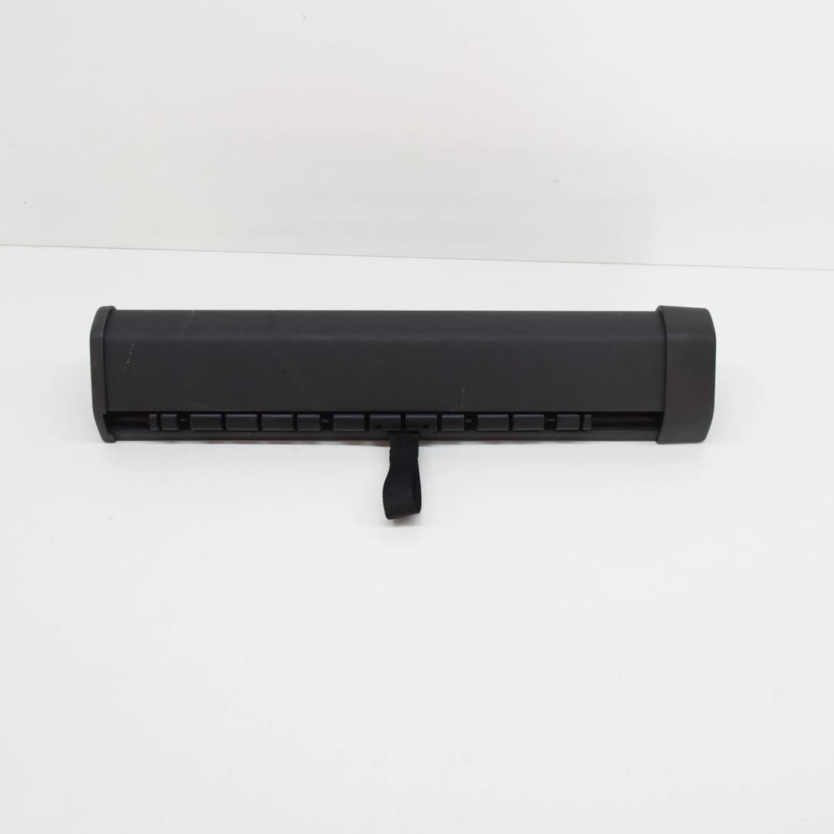 VOLVO V60 2011 Boot Sliding Parcel Shelf