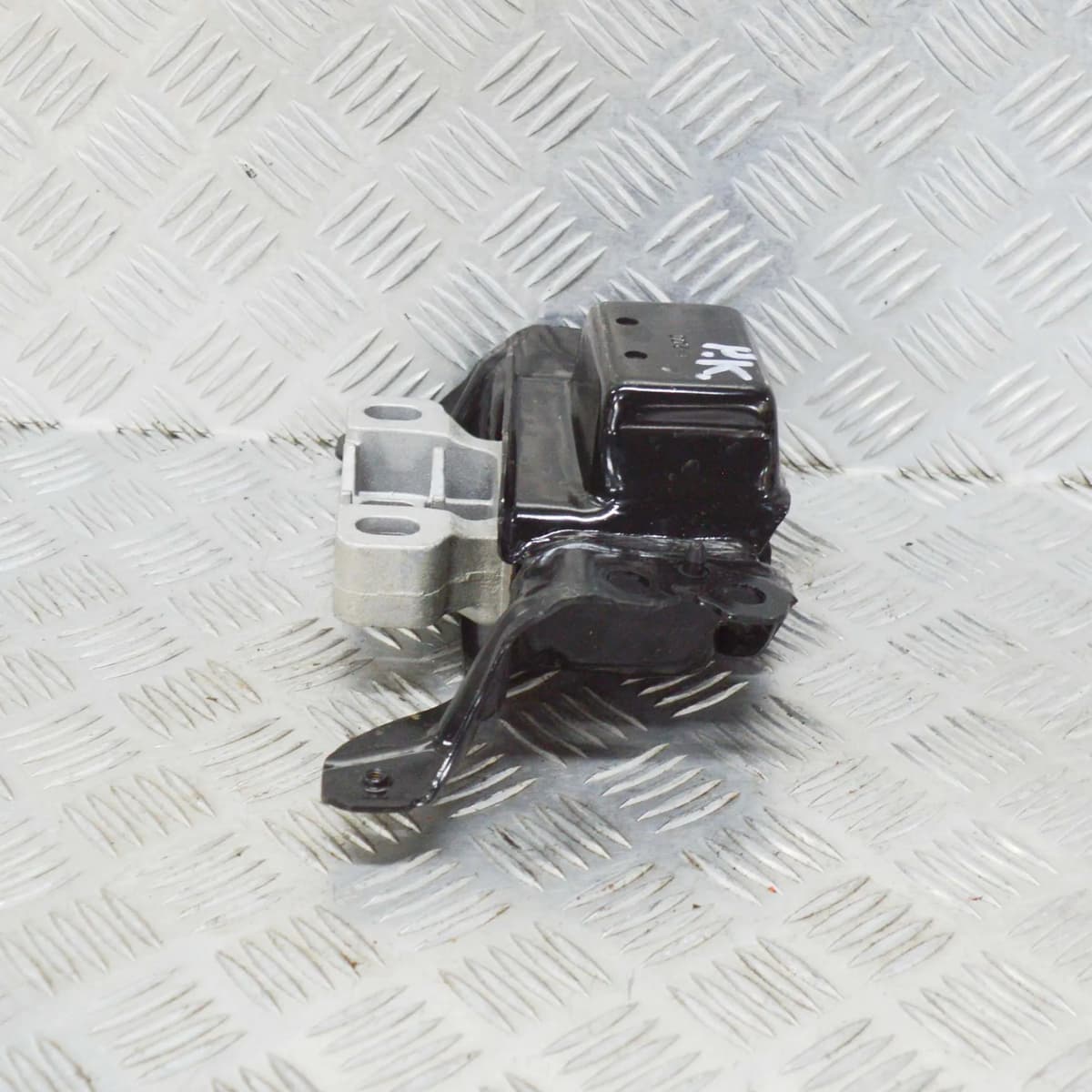 AUDI Q3 8U 2016 Left Side Engine Mount 5Q0199555AB