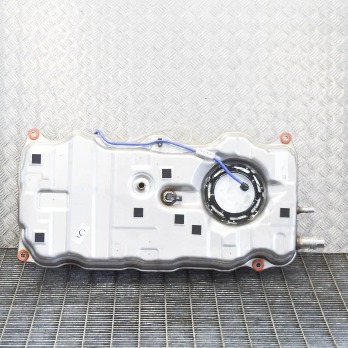 BMW 3 G20, G28 2019 Fuel Tank 7401428