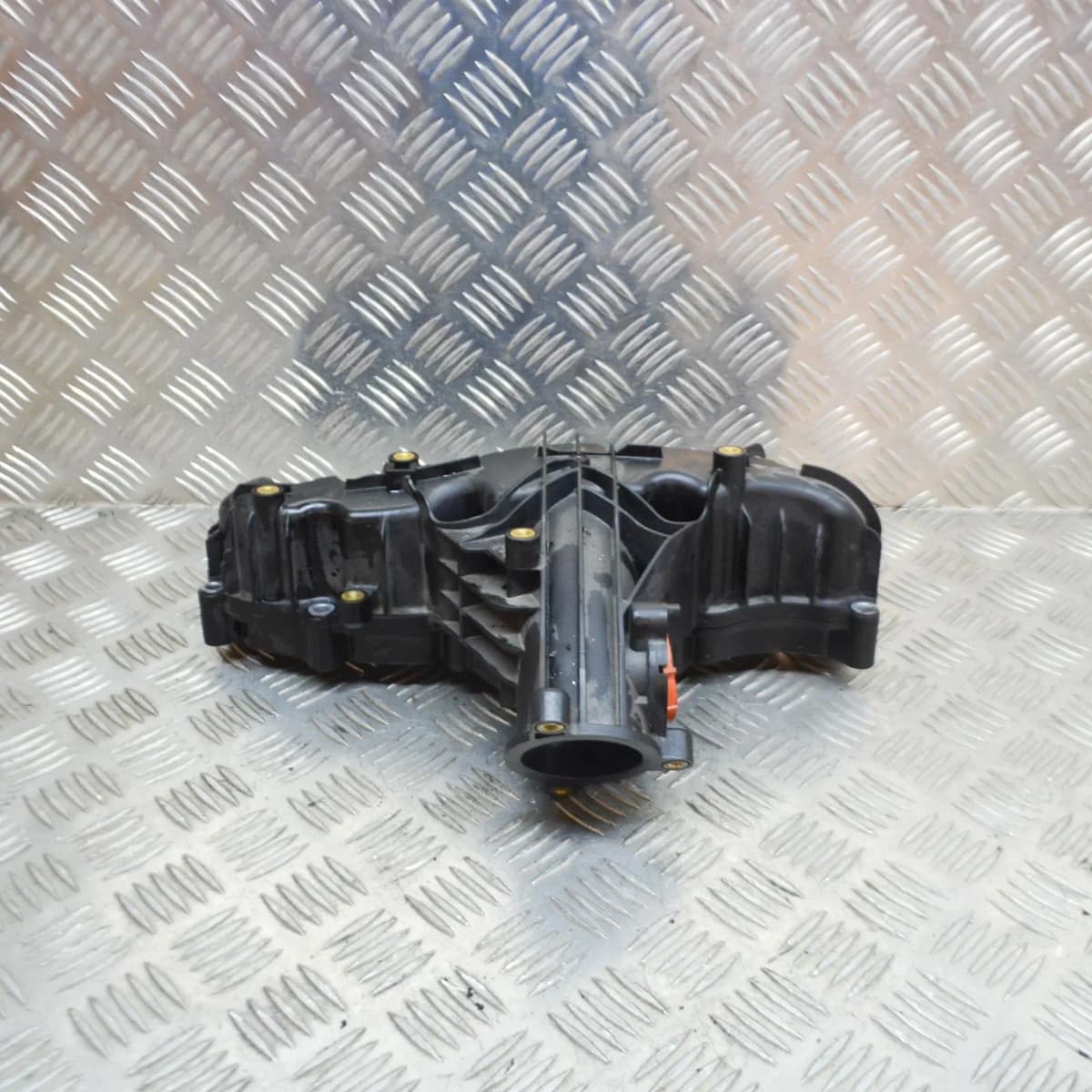 AUDI Q5 8R 2015 Intake Manifold 03L129711AL
