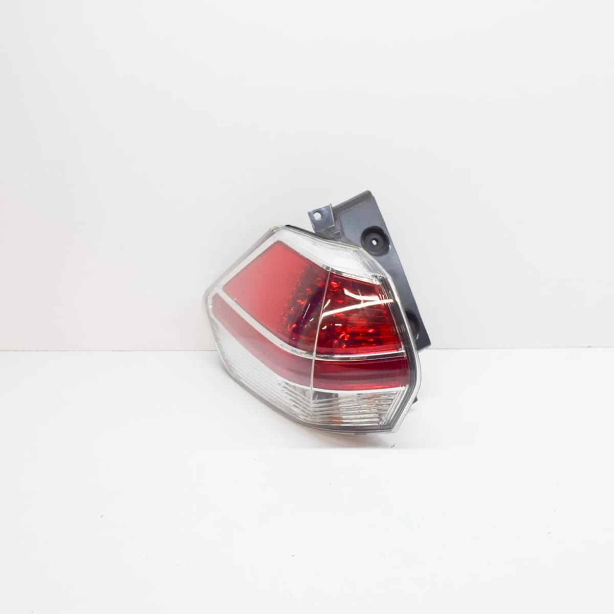 NISSAN X-TRAIL MK3 T32 Rear Left Taillight 1.6 Petrol 120kw 2017