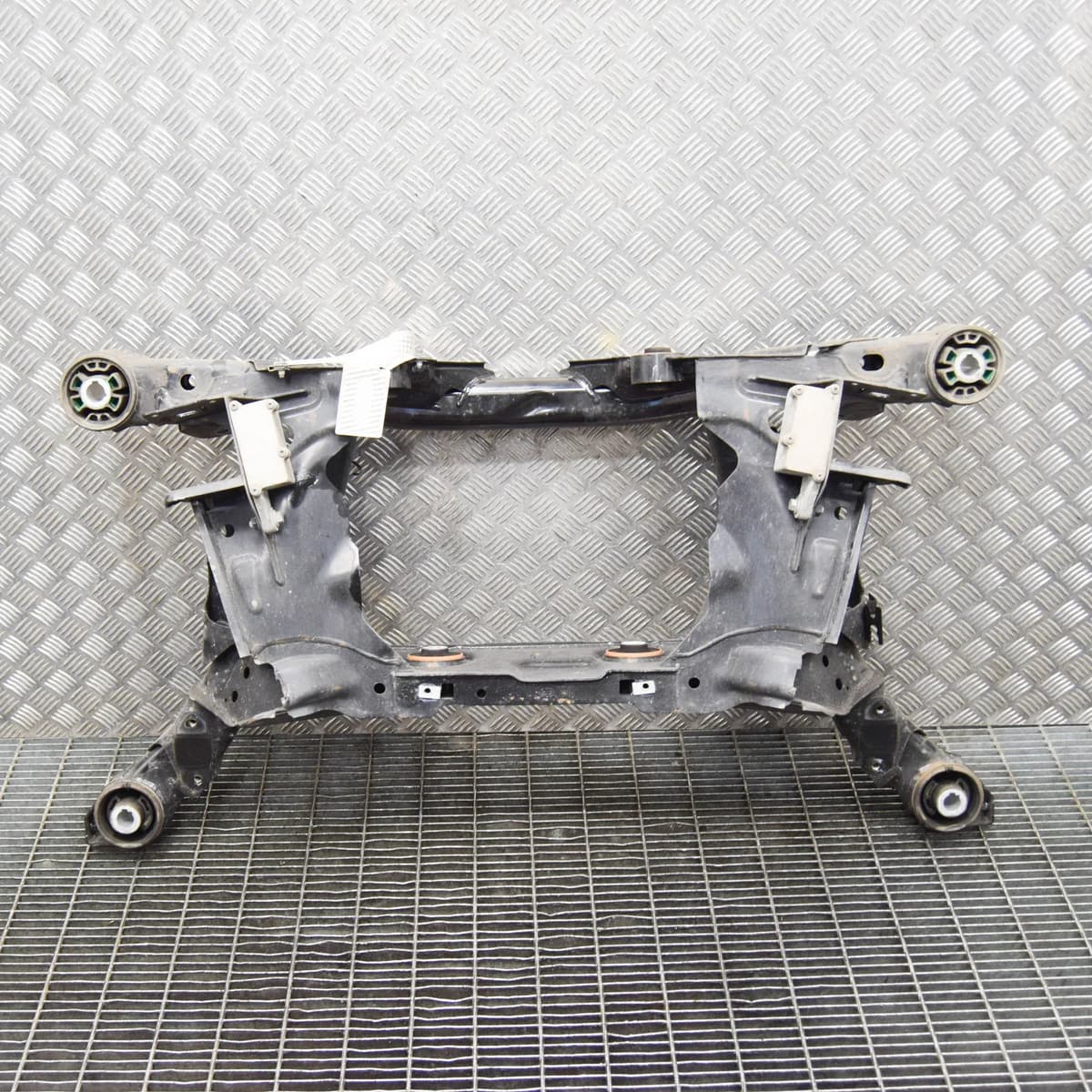 JAGUAR E-PACE X540 Rear Suspension Subframe T033A 2.0 Diesel 132kw 2020