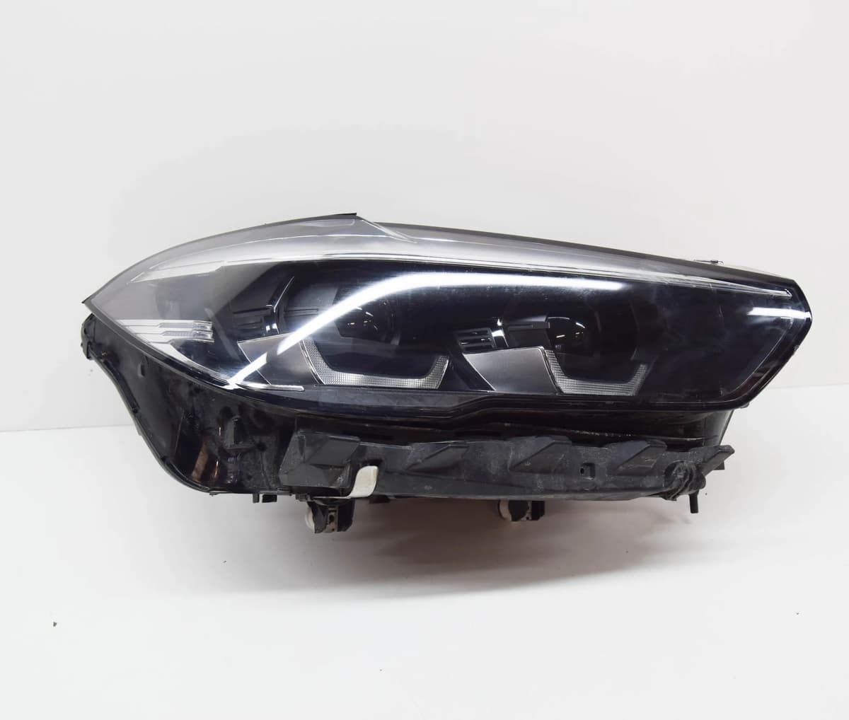 BMW X5 G05 Front Right Headlight RHD 9481782 2020