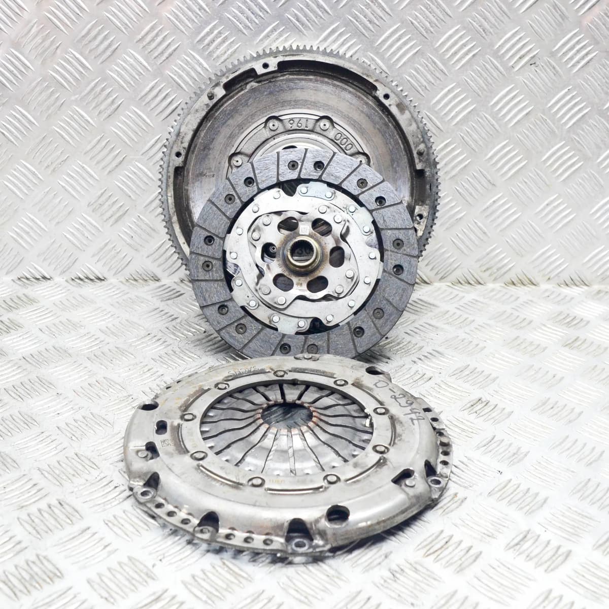 Volkswagen T-ROC MK1 Clutch Kit 04C141025R 04C141031H 1.0 Petrol 85kw 2018