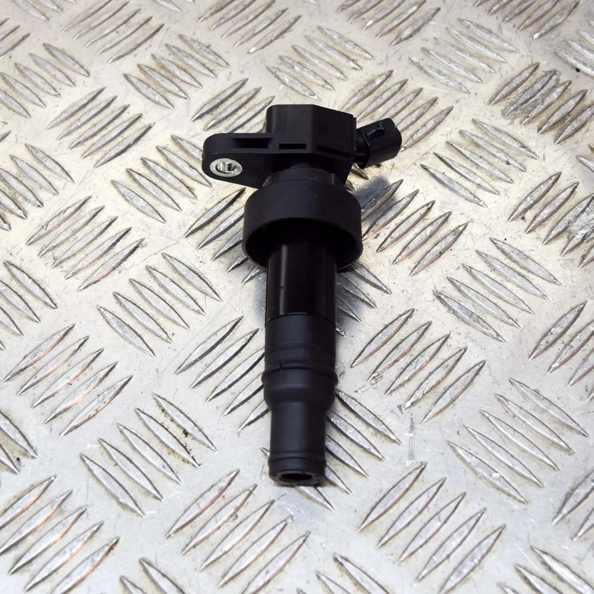 KIA SPORTAGE QL High Voltage Ignition Coil 27301-2B100 1.6 Petrol 97kw 12081004