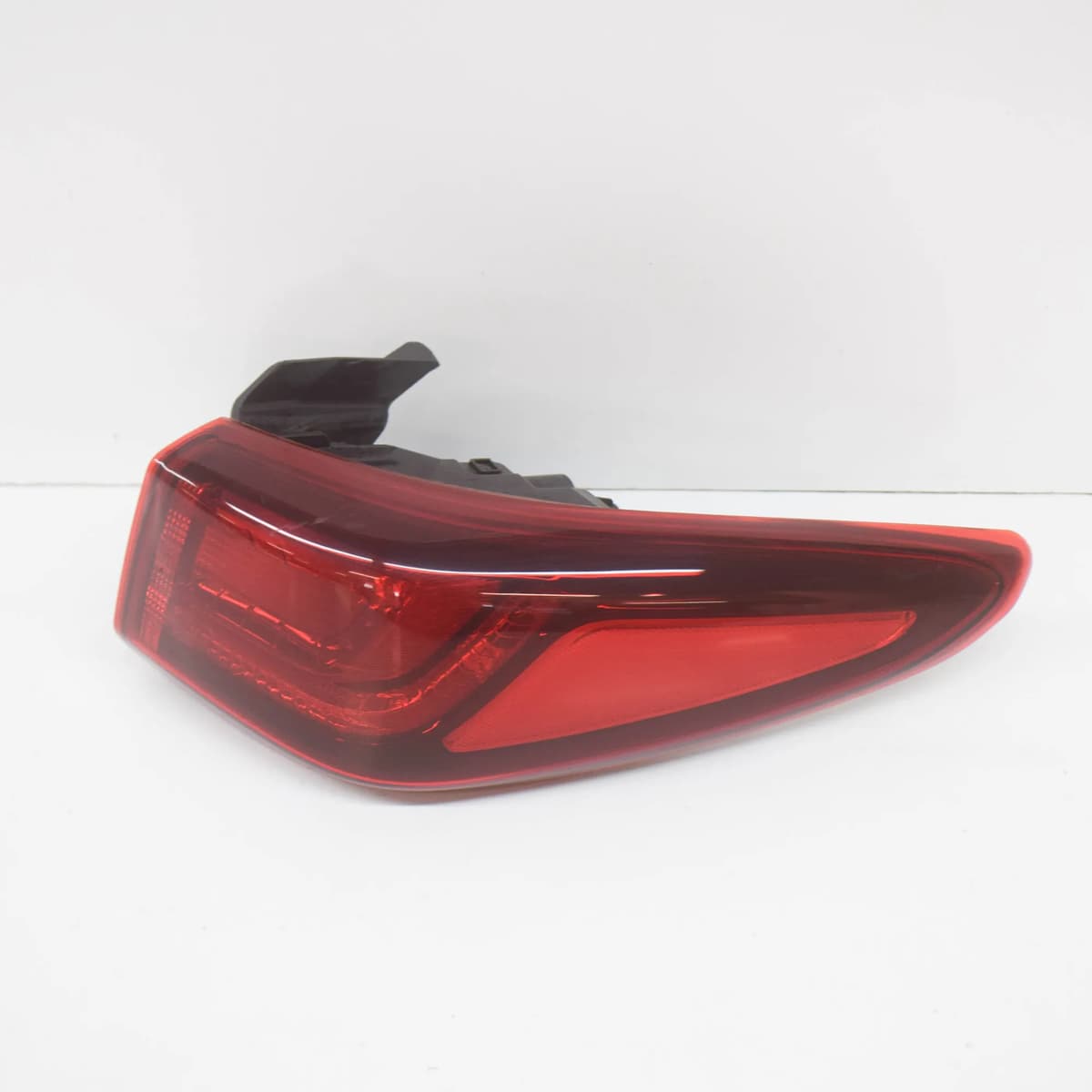 HYUNDAI KONA Rear Right Side Tail Light 92402-J901 1.00 Petrol 88kw 2018