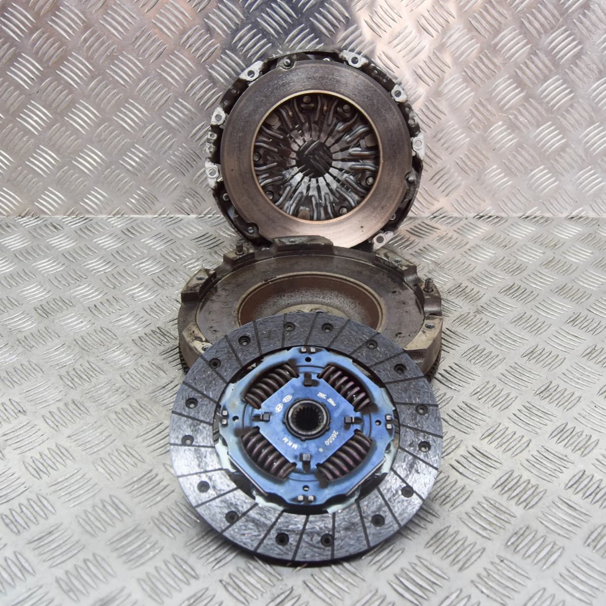 HYUNDAI KONA Flywheel Clutch Set Kit 23211-04810 1.00 Petrol 88kw 2018