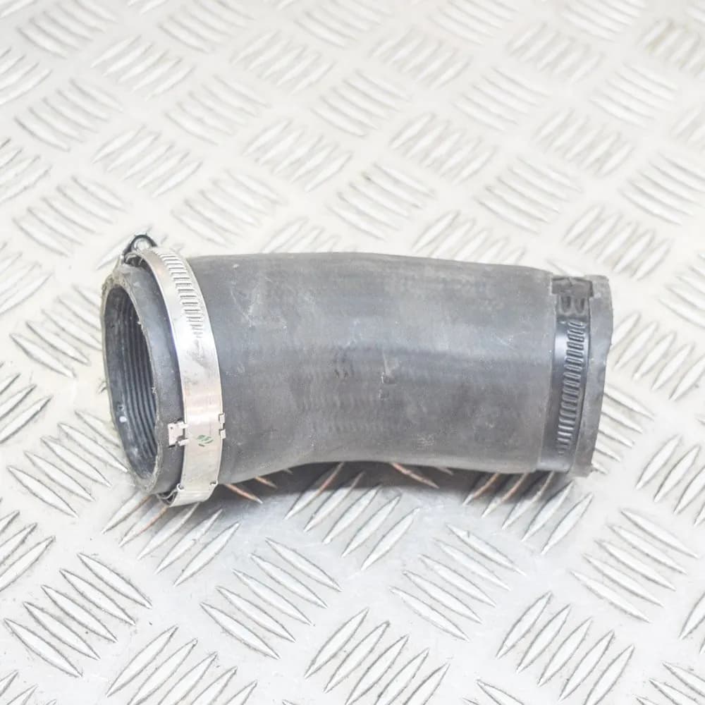 VOLKSWAGEN GOLF MK7 2.0 R Right Side Intercooler Pipe Hose 5Q0145838 221kw 2016