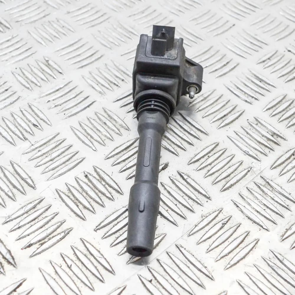 BMW 2 Gran Tourer F46 218i Engine Ignition Coil 8643360 77850002 100kw 2019