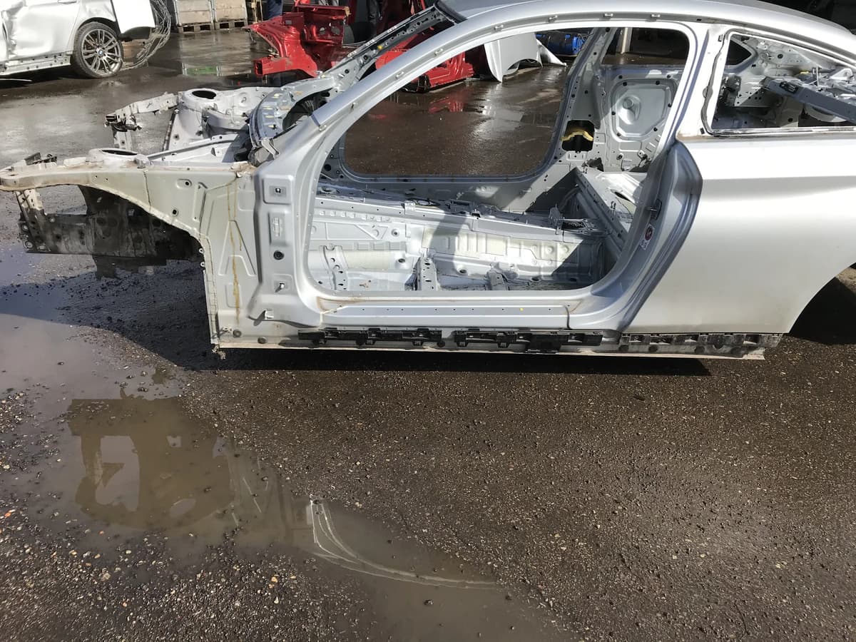 BMW 4 Coupe F32, F82 2016 Left Side Sideskirt