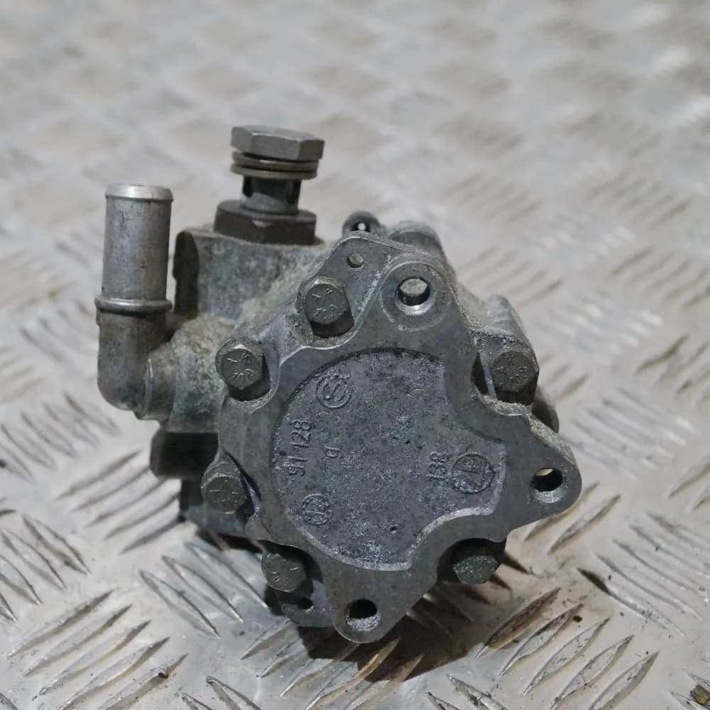 LAND ROVER RANGE ROVER III L322 2011 Power Steering Pump