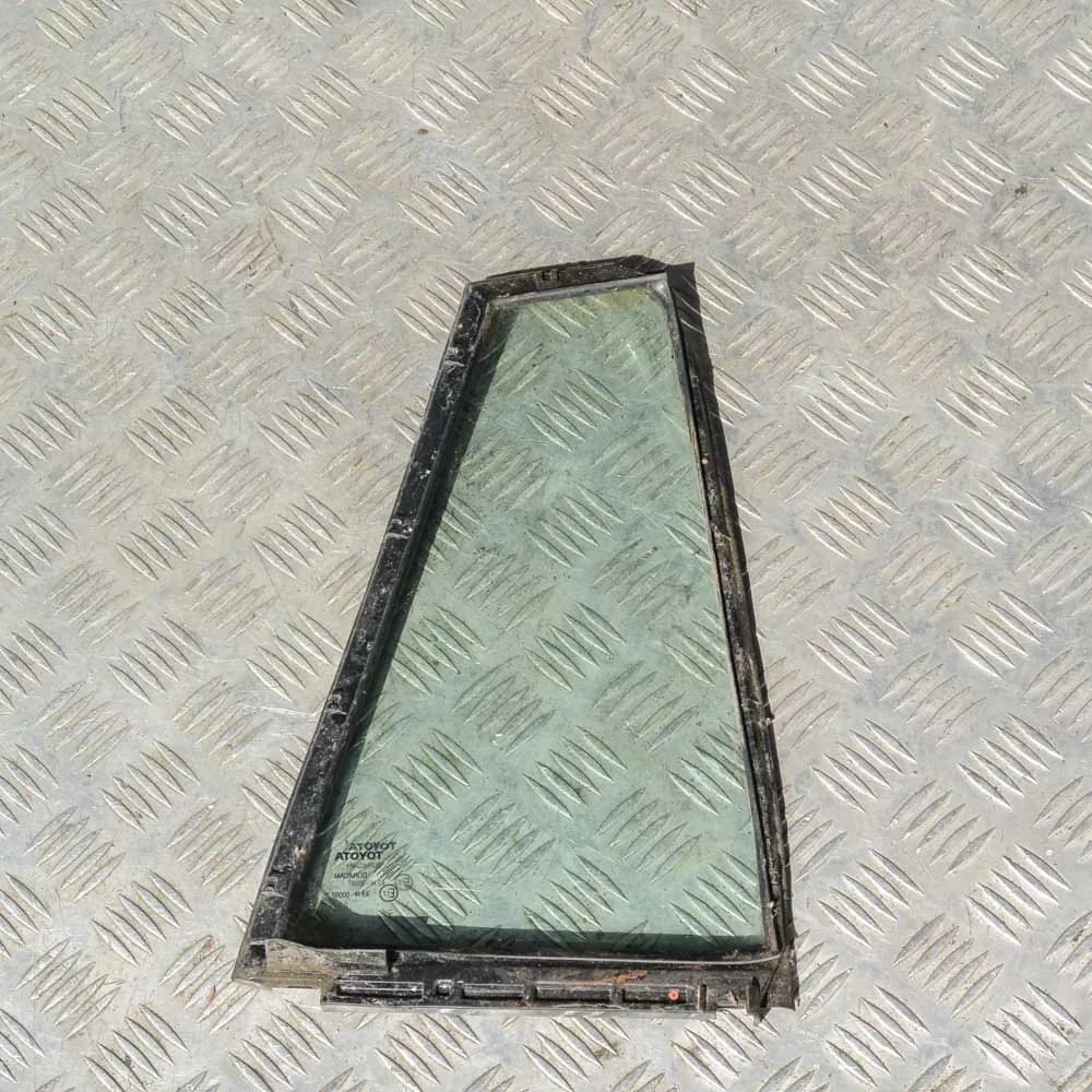 TOYOTA VERSO _R2_ 2011 Rear Left Quarter Window
