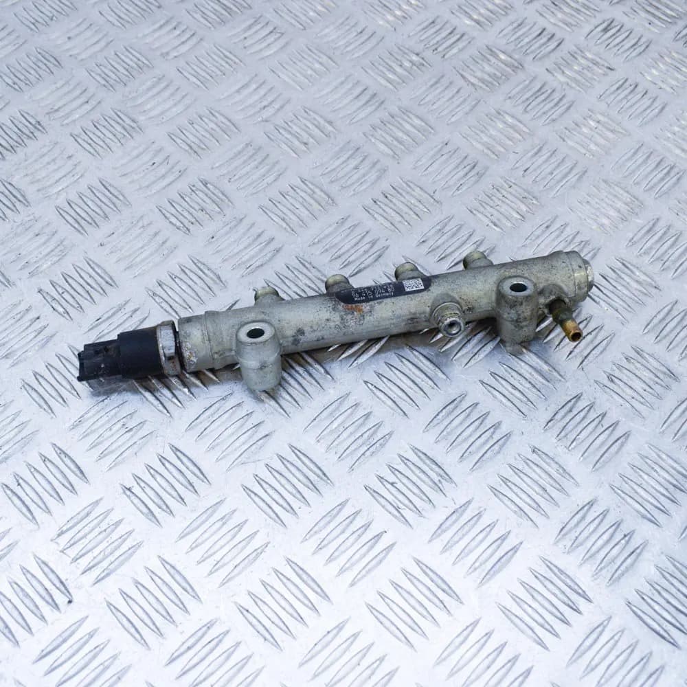 PEUGEOT 206 SW 2E/K 2004 Fuel Rail