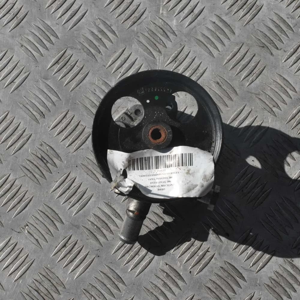 OPEL INSIGNIA A G09 2009 Power Steering Pump 55563329