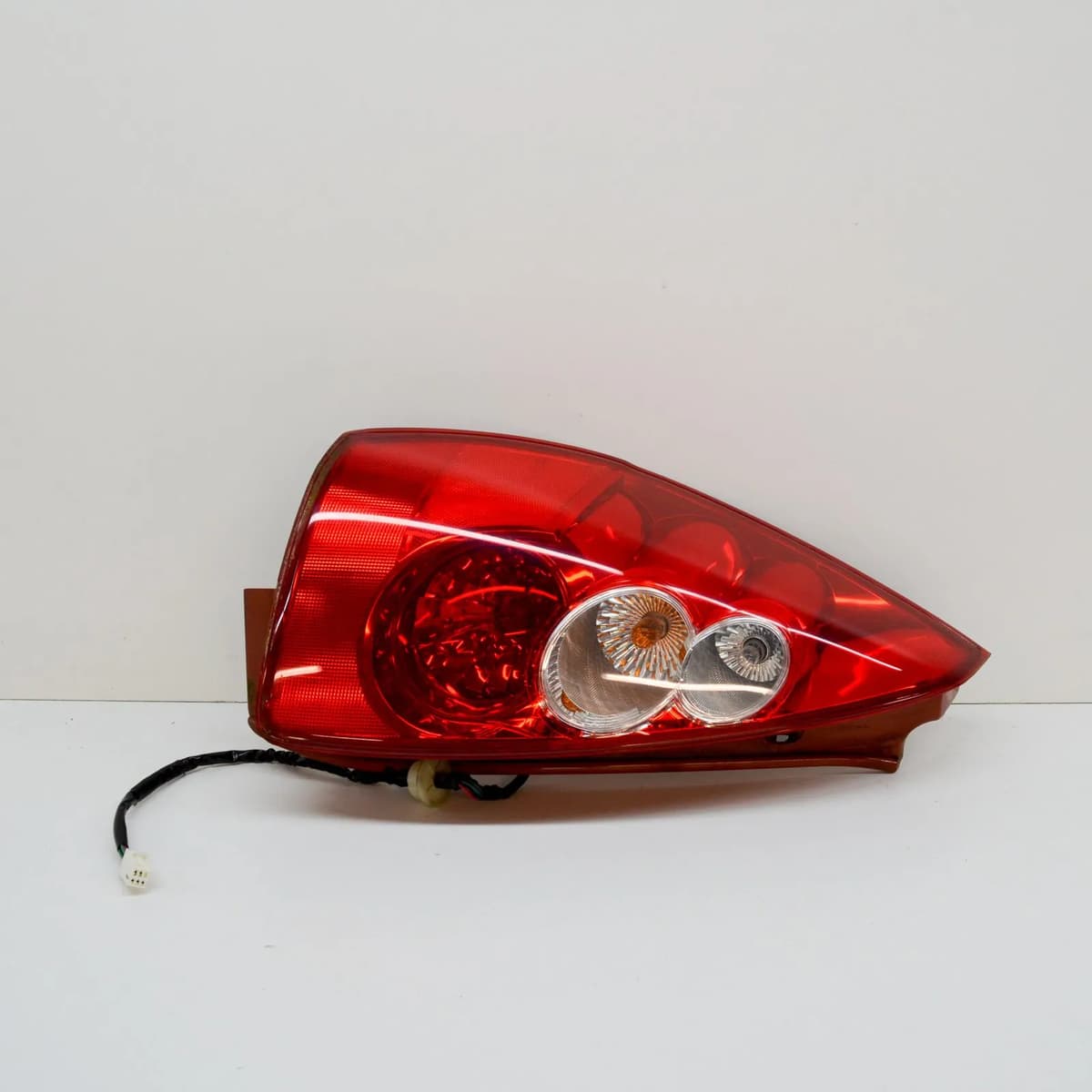 MAZDA 5 CR Rear Left Side Taillight C23551160 K2442 1.80 Petrol 85kw 2005