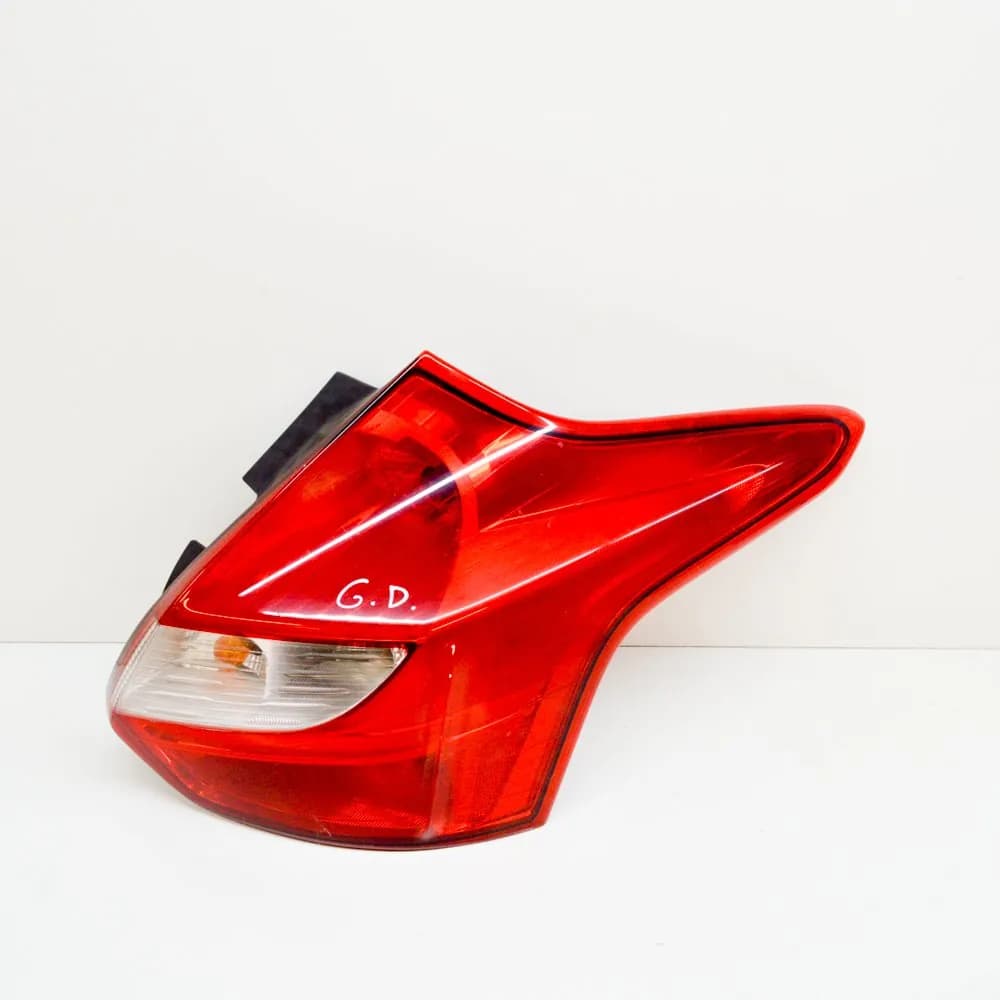 FORD FOCUS MK3 Hatchback Rear Right Taillight BM51-13404-AG 1.0 Petrol 74kw 2012