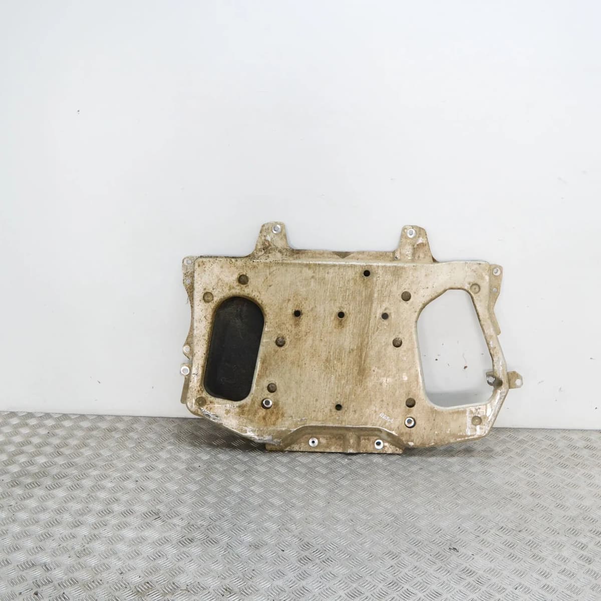 LAND ROVER DISCOVERY V L462 2019 Engine Cover