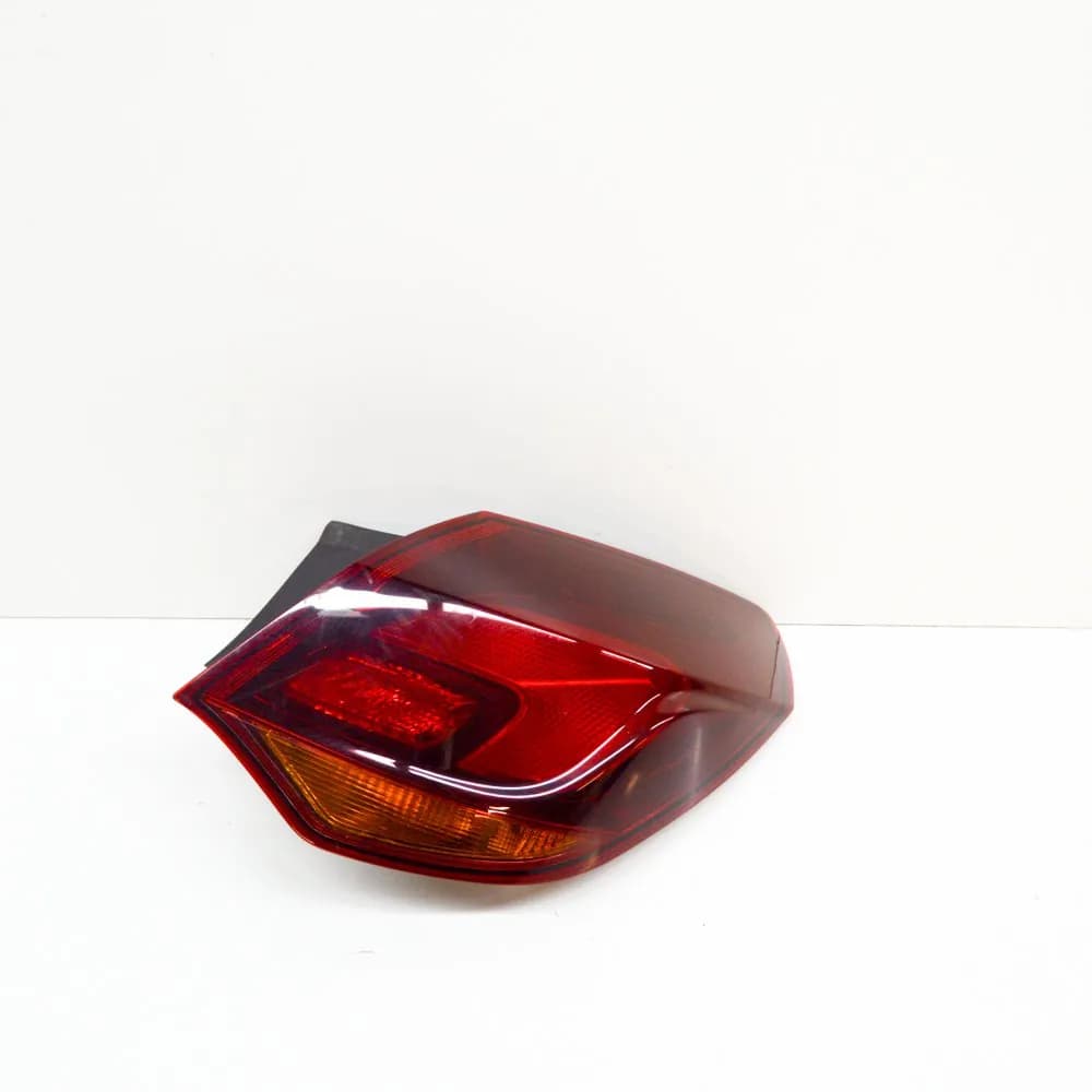 OPEL VAUXHALL ASTRA J Rear Right Taillight 1.7 Diesel 81kw 2012