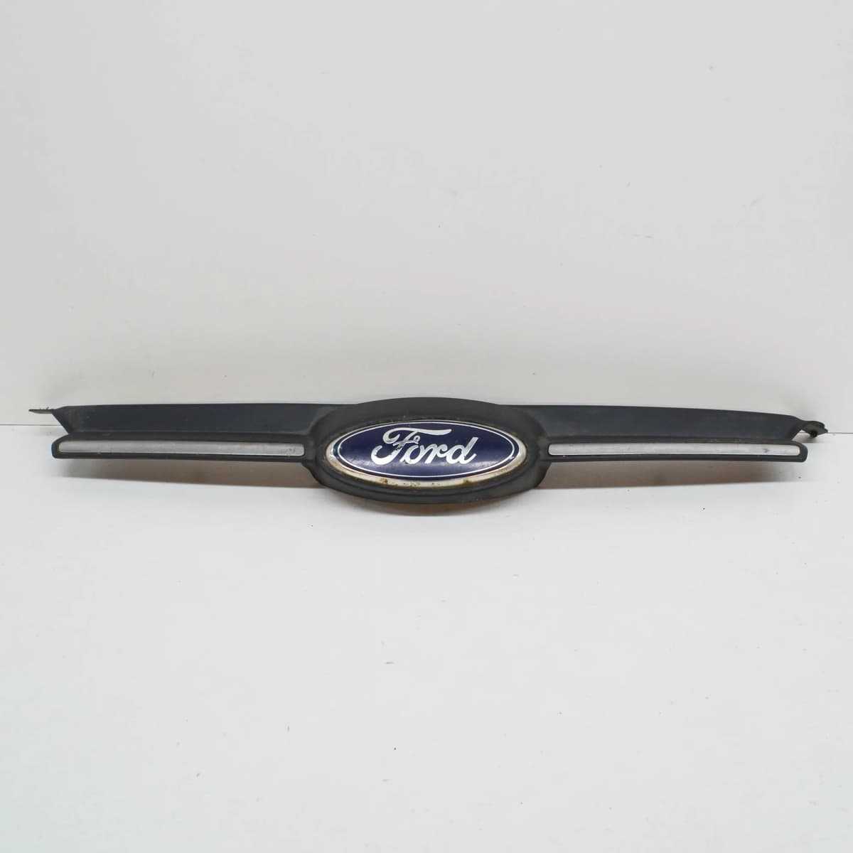 FORD FOCUS MK3 EcoBoost Front Upper Grill BM51-BA133-B 1.00 Petrol 92kw 2012