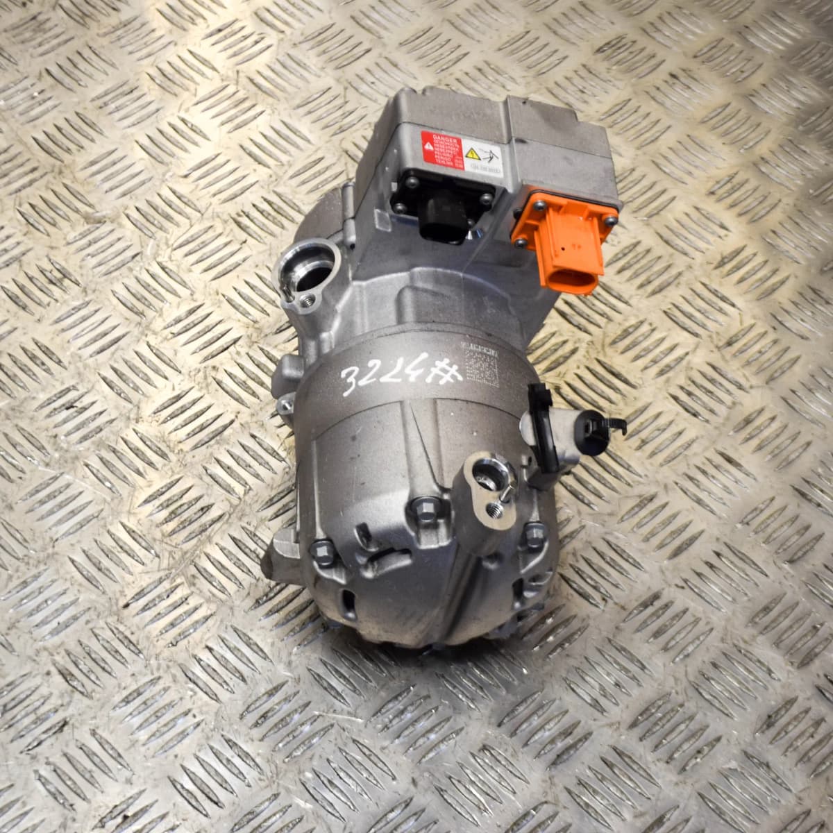 VOLKSWAGEN ID.3 E11 MK1 Air Con Compressor Pump 1EA816797F 1EA820807B 70kw 2021
