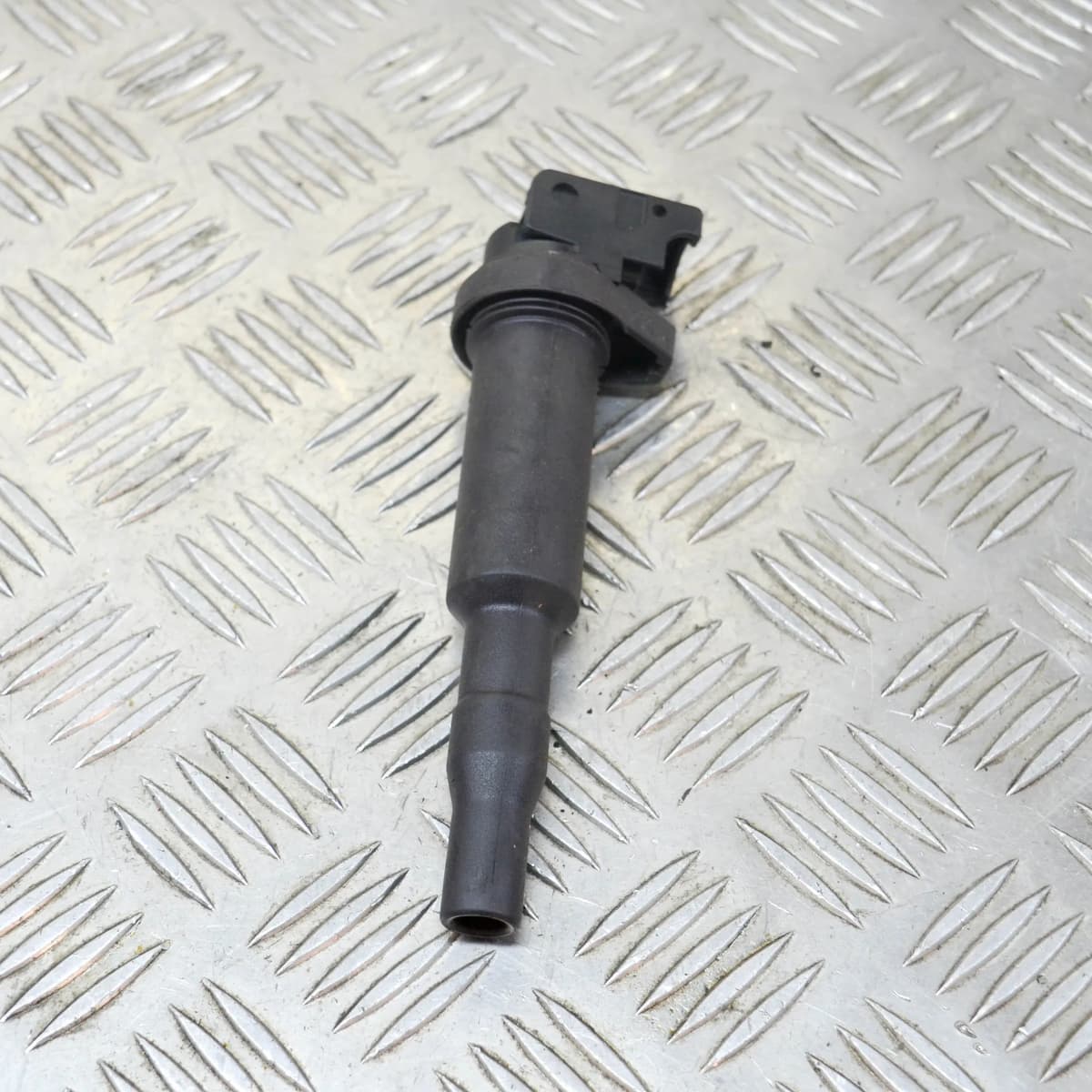 BMW 5 F10 550 i High Voltage Ignition Coil 7594037 4.40 Petrol 300kw 2011