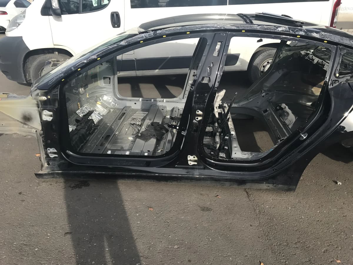 TESLA MODEL 3 2019 Left Side Sideskirt