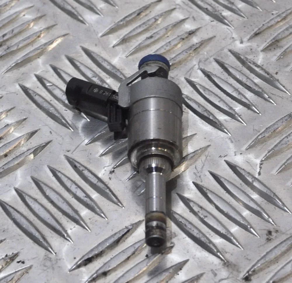 AUDI Q5 8R 2012 Fuel Injector Kit 06H906036E
