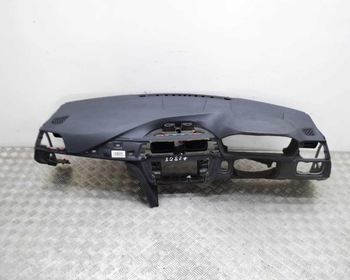BMW 4 Coupe F32, F82 2013 Dashboard 9218491