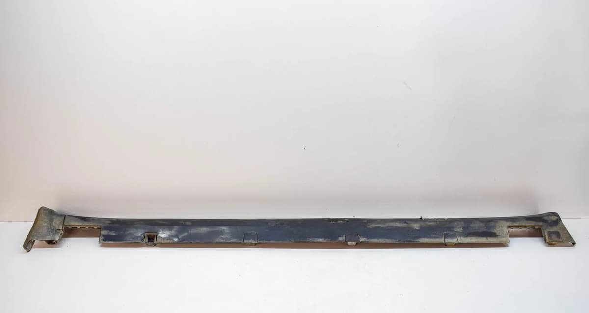 TESLA MODEL X Right Side Plastic Sideskirt Cover 1034219-00-B 2020