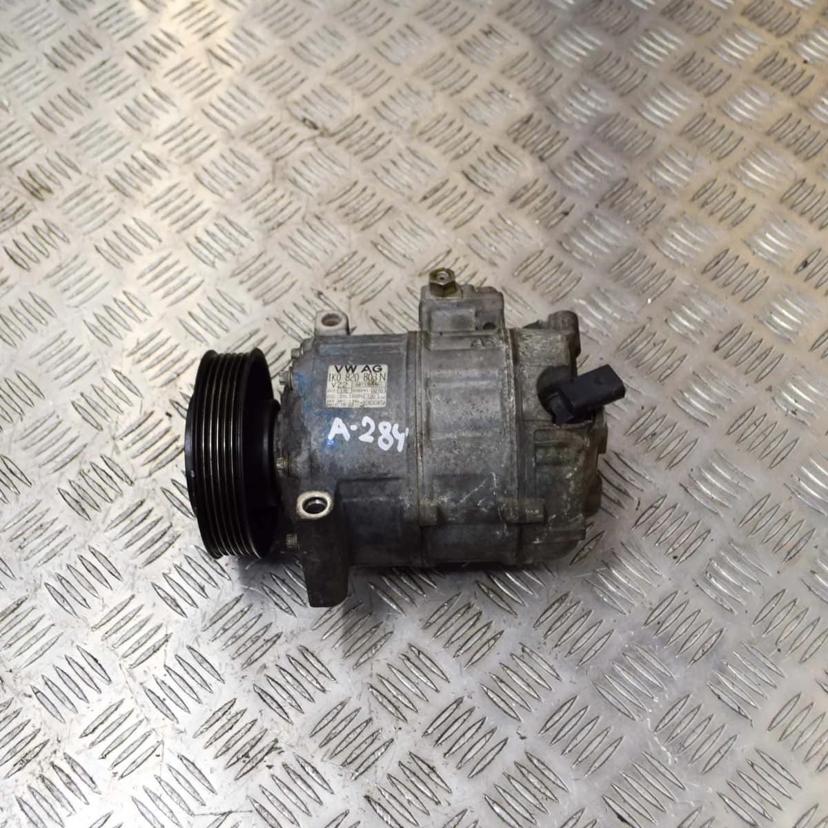 AUDI A3 8P Air Condition Compressor Pump 1K0820803N 2.0 Petrol 147kw 2008