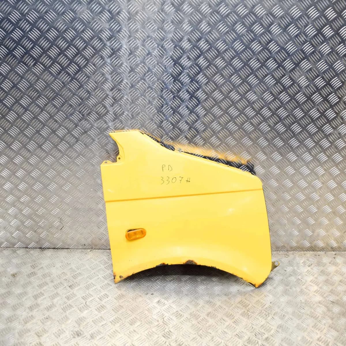 VOLKSWAGEN TRANSPORTER T5 Front Right Wing Fender 7H0821102E 2.5Diesel 96kw 2007